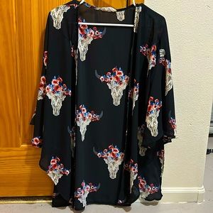 women’s medium black steer light cardigan